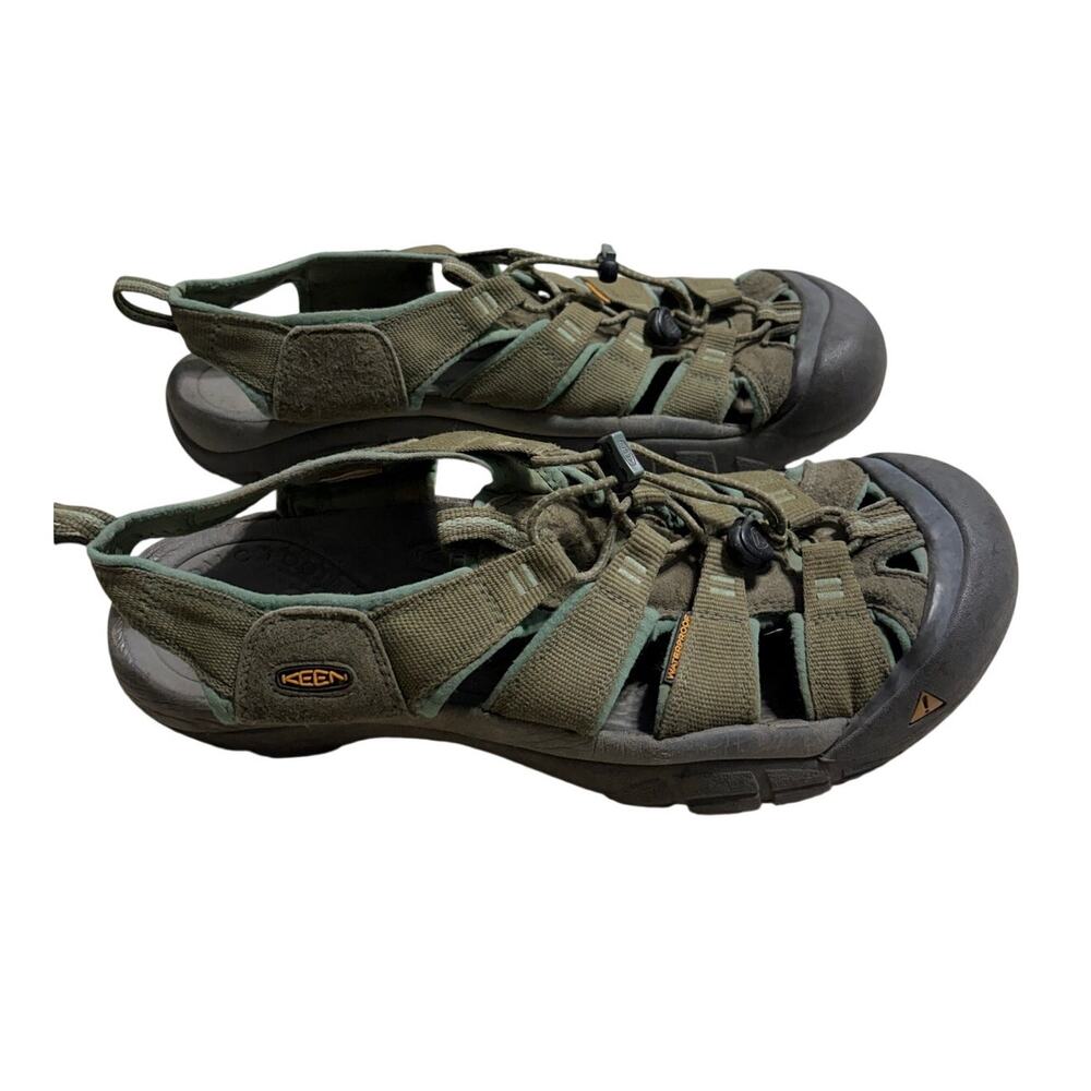 Keen Newport H2 Sandals Men's Size 13 Slip On Hiking Winter Moss Waterproof